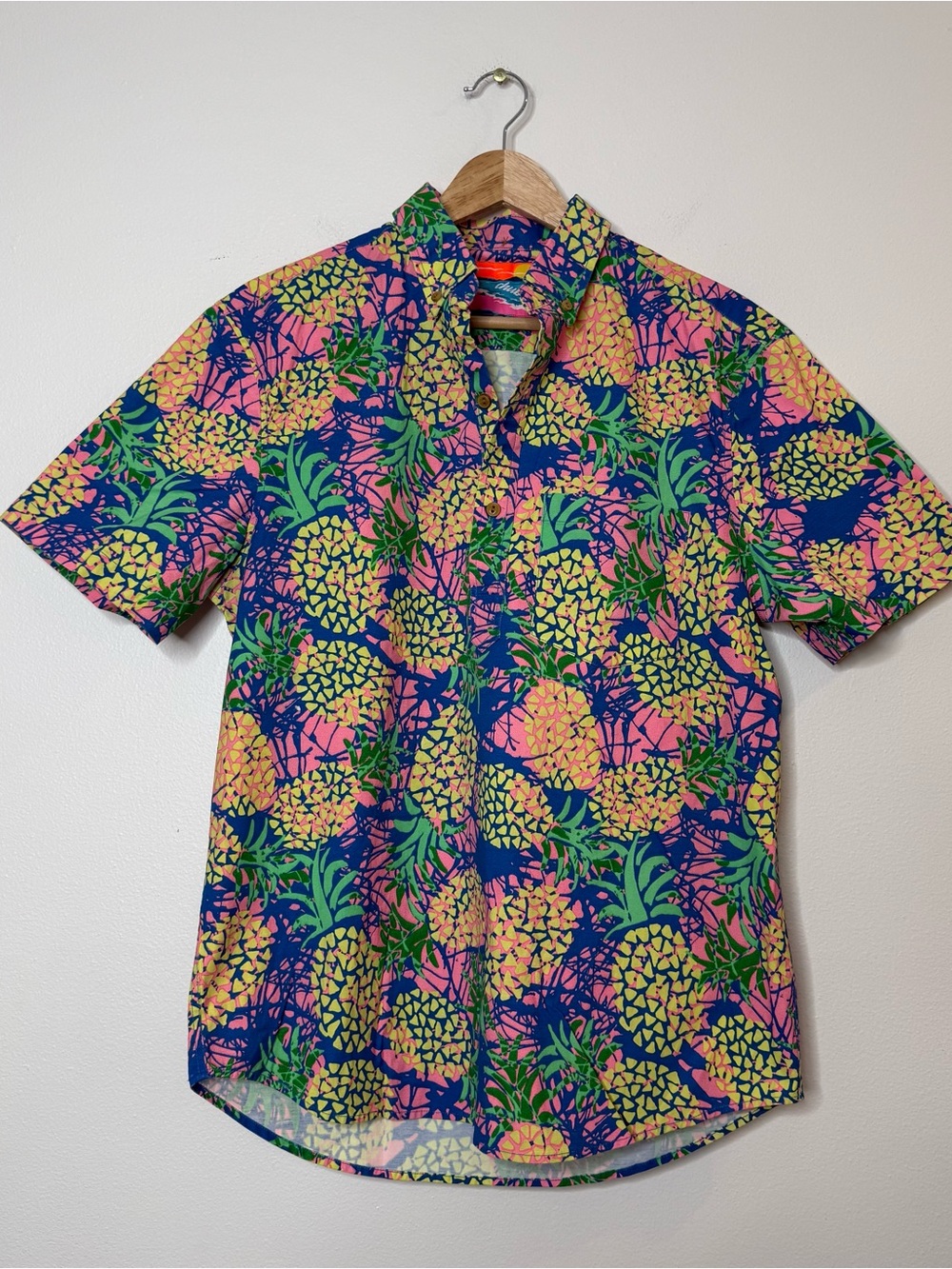 Chubbies Pineapple Tropical Casual Polo size small bright colorful